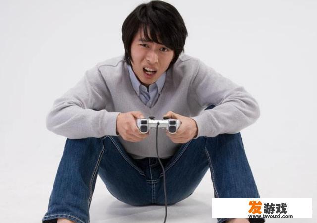 男生每天邀请你打游戏是为什么？