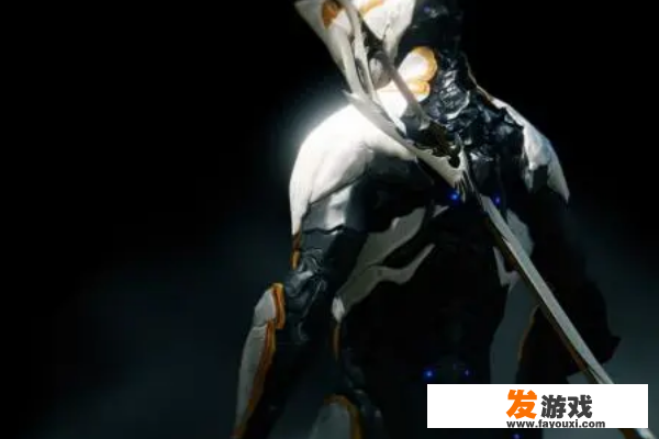 星际战甲怎么把紫卡发到聊天？