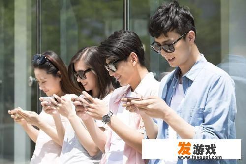 适合情侣玩的app游戏有哪些啊？有什么游戏合适30-40岁的妇女玩？