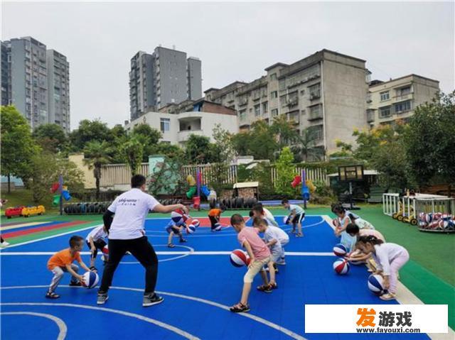 幼儿园大班可以玩什么体育游戏？儿童体能训练名字