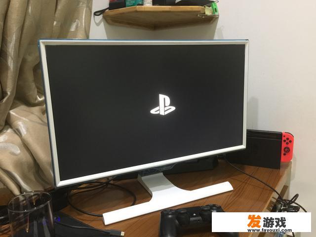 电脑运行网游或者大型单机游戏的话，机箱声音很大，嗡嗡的声音，浏览网页声音正常？大家知道什么游戏电视可以玩大型主机游戏吗？