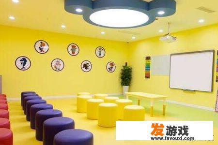 浅谈英语在线教育的优缺点？玩网络游戏优点缺点英文