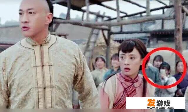 有哪些“尴尬十足”的综艺穿帮镜头，让你看一次笑一次