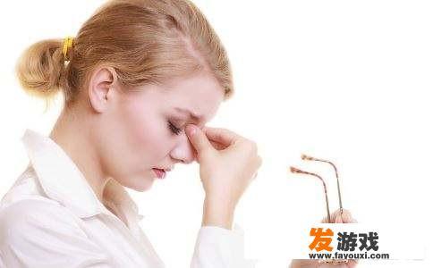 到底打手机游戏伤眼睛，还是手机浏览网页伤眼睛