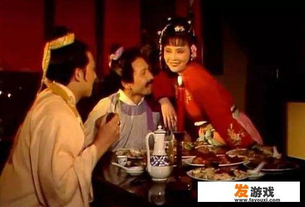为何许多人都说红楼梦宁国府很淫乱，具体有哪些表现