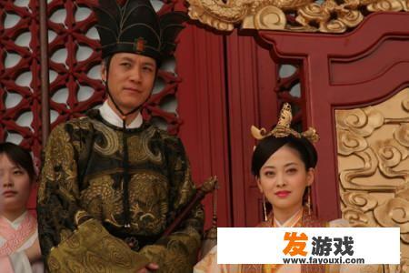 张居正跟万历皇帝的生母李太后有不正当关系，是真的吗