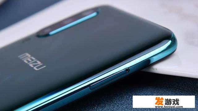 有什么打王者、吃鸡丝毫不卡的手机推荐？价格在两千元以下，最好是一千六到一千八左右