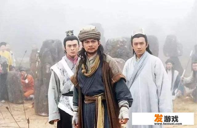 段誉把木婉清、钟灵、晓蕾等人纳为妃子，为何还要出家？小说是如何描述的