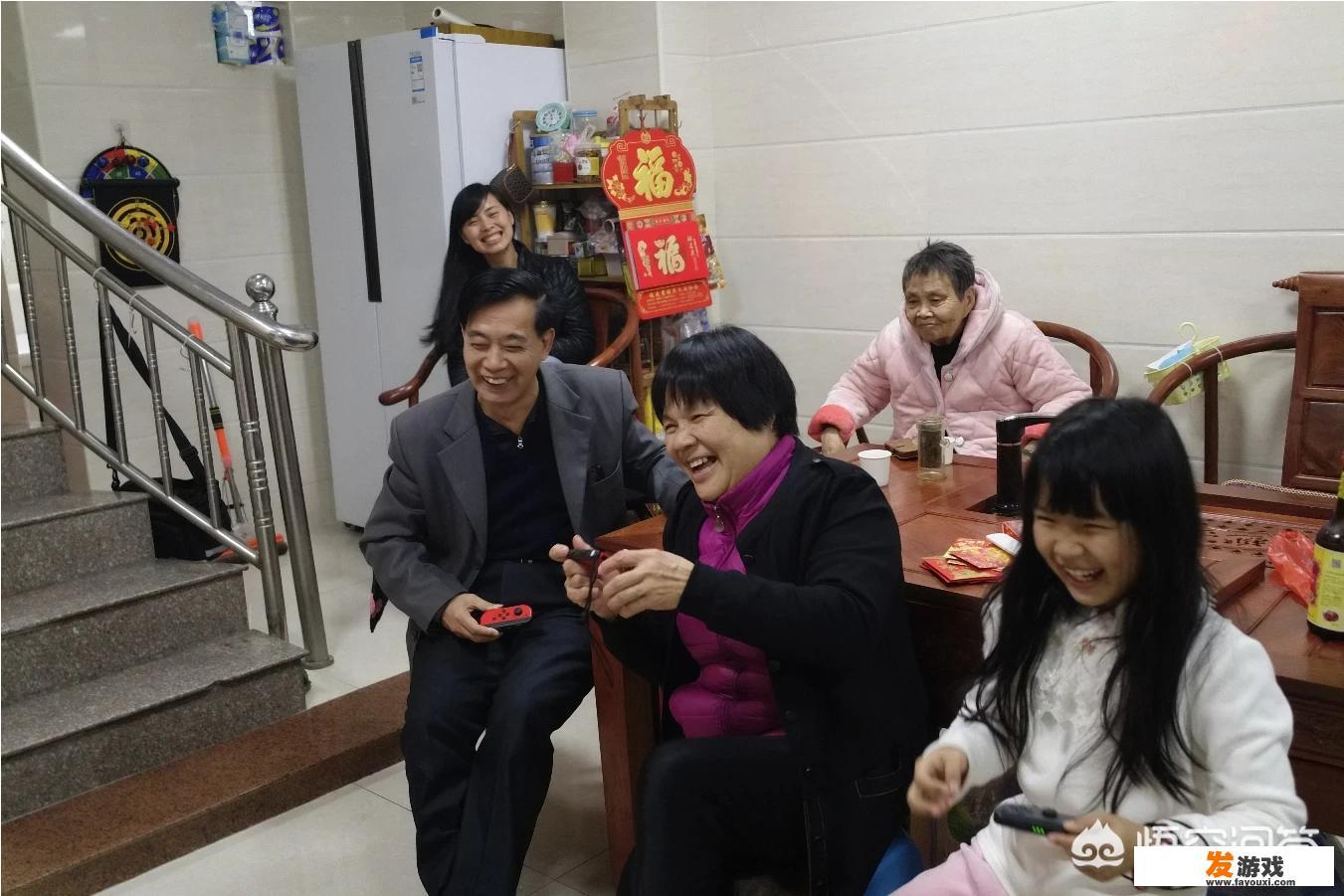 朋友说游戏主机弱爆了，电脑游戏完胜，该如何反驳