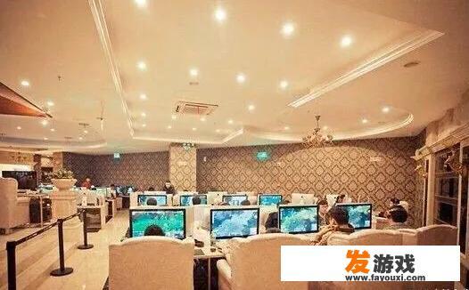 LOL还不升级引擎，不担心粉丝流失？着名主播小智：这正是官方聪明之处！你觉得呢