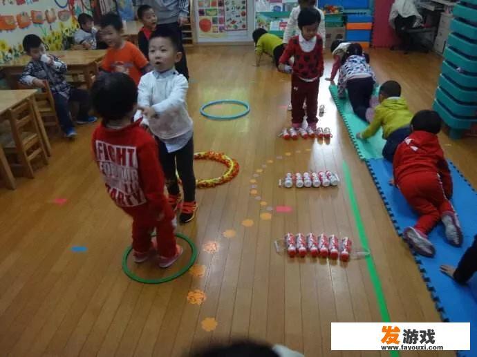 有哪些适合幼儿园小班的室内互动游戏