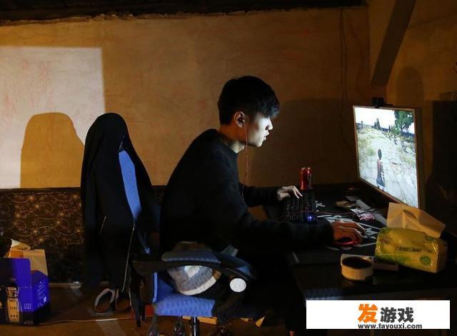 19岁的儿子整天打游戏怎么办