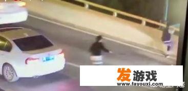 被妈妈批评17岁男孩跳桥，现在的家长到底该怎么教育孩子