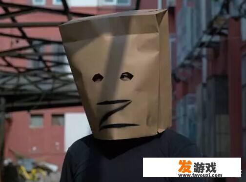 LOL小智首位女徒弟火了，歌美声甜不露脸，网友：又一个乔碧萝，薇薇能火吗