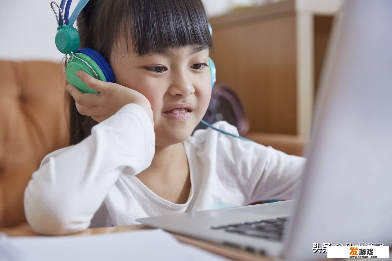 线上网课还需要上：音乐课，美术课，体育课，大家怎么看