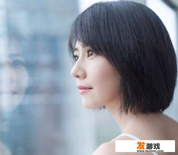 有哪些女明星穿红色衣服特别的好看