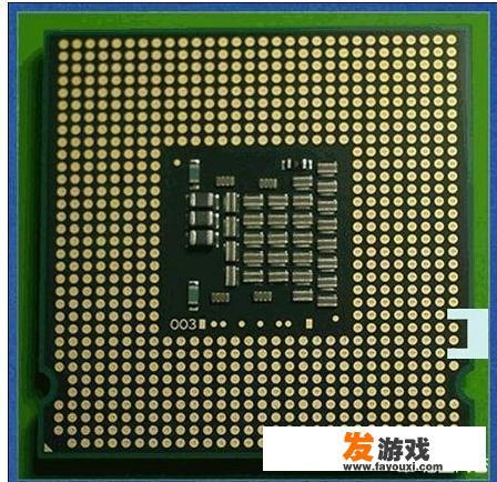 为什么老式的街机游戏只有一个，游戏基板却那么大，集成块也多