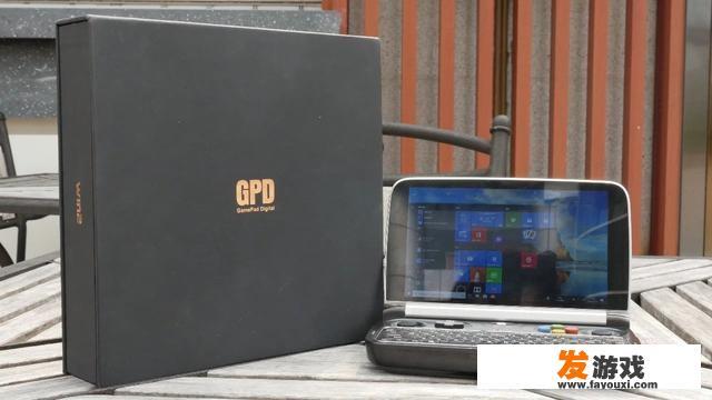 Win10系统PC游戏掌机GPD Win2配置及及运行测试，能玩《绝地求生》吗