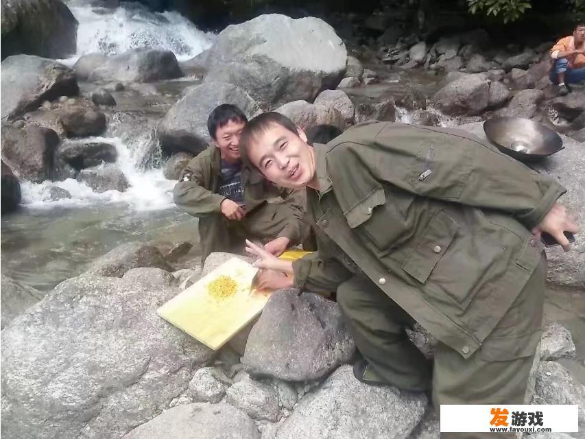 除了狼人杀还有什么桌游适合5～6个朋友聚会玩？_风云小游戏聚会
