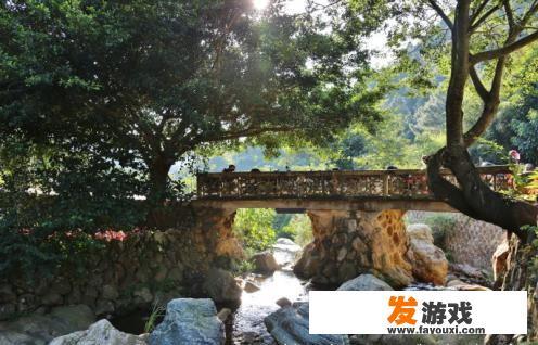 我想自驾游，哪里有好玩的地方？_886小游戏双人