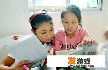 把二年级孩子送去“小饭桌”好不好？_餐桌小游戏机