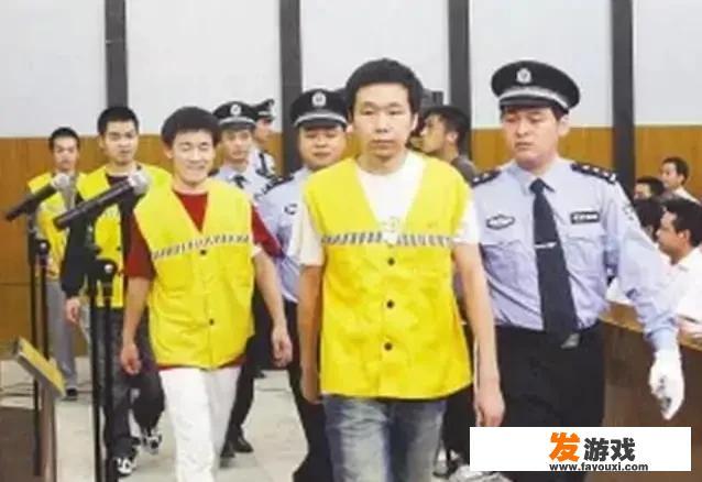 被钓鱼网骗走银行帐号，帐号所有存款被转走!现已经到当地冻结该银行款项。我要如何才能拿回?求助