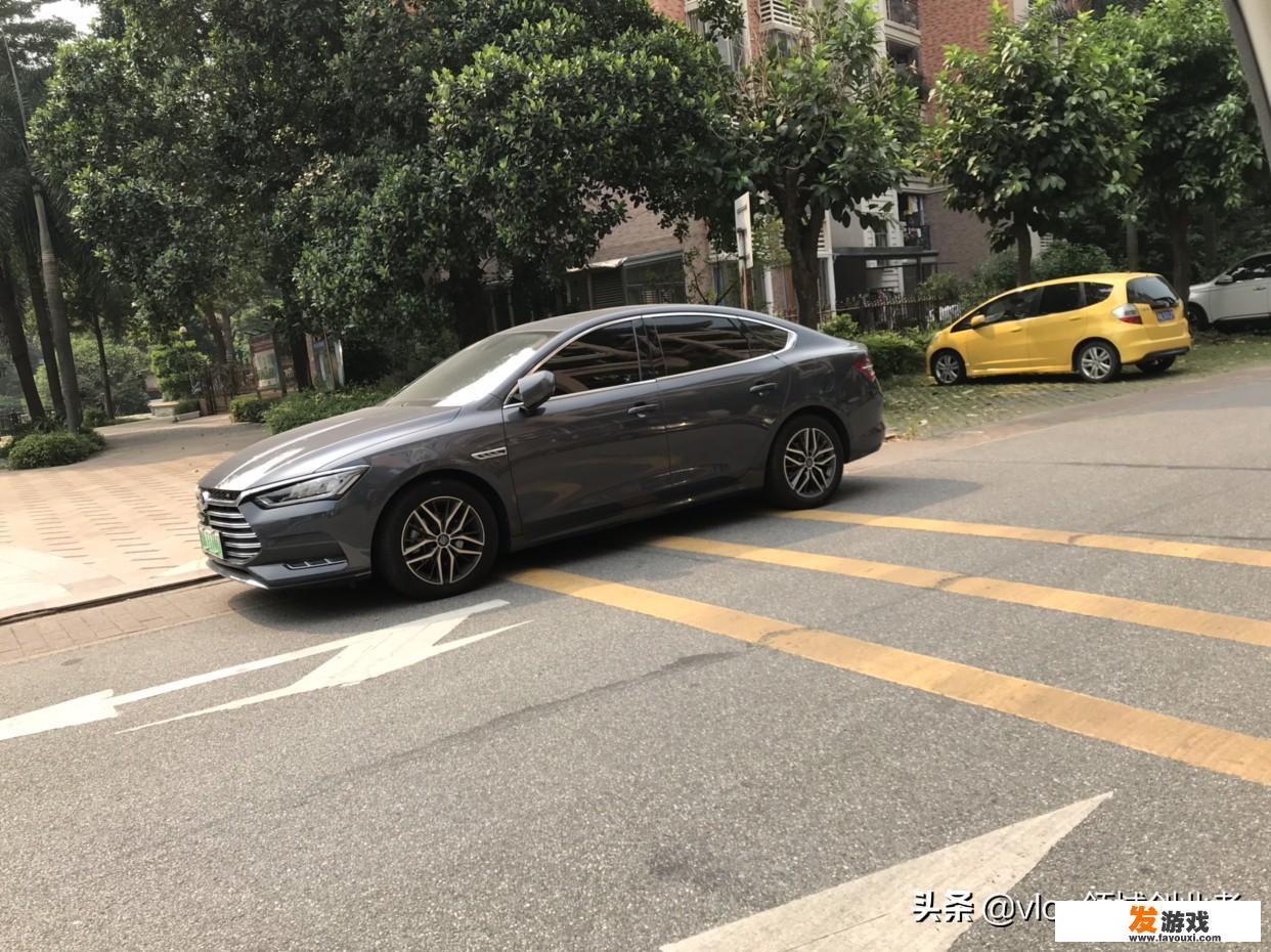不到7万的价格，内部空间比思域还大，东风风神奕炫能干掉合资对手吗