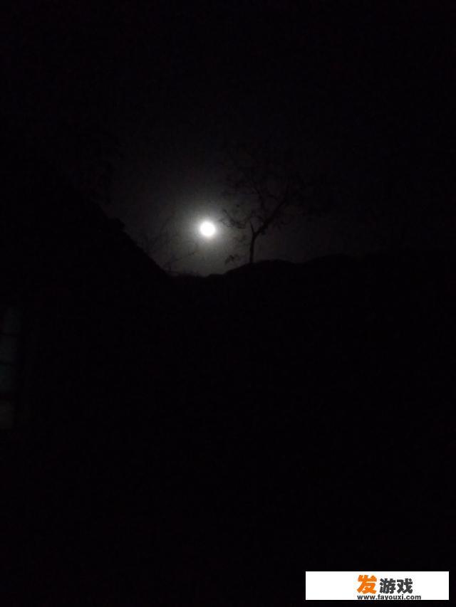 《相思望月》藏头诗怎么写