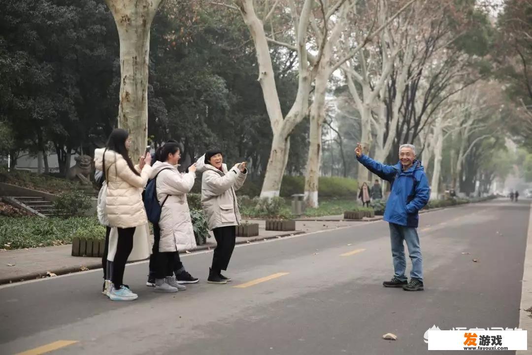 武汉网红教授戴建业，现在怎么样了