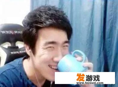 帕鲁传奇布衣有什么用