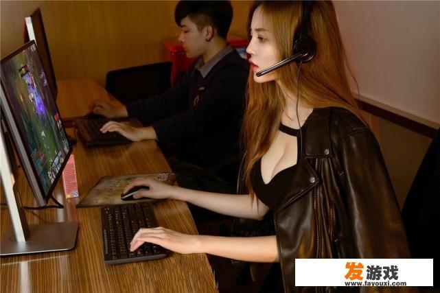 哔哩哔哩邂逅怎么变身