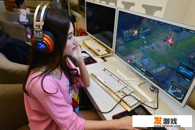 哔哩哔哩邂逅怎么变身