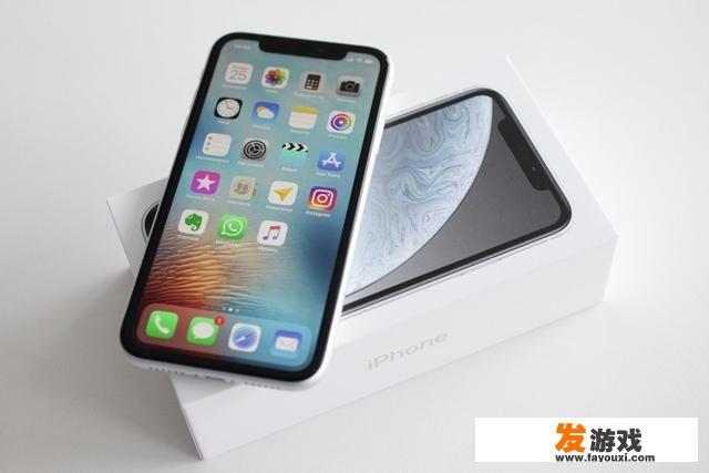 同样的5G手机，如果苹果与华为同样价格，最终谁赢