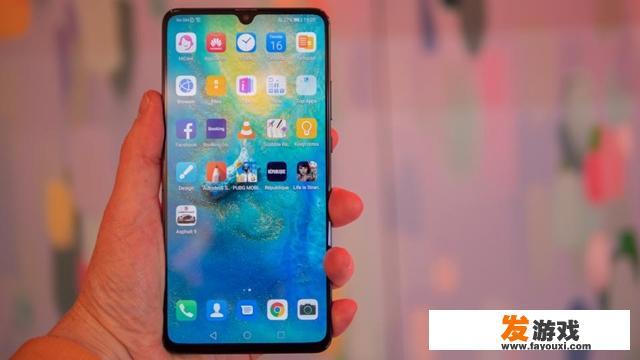 同样的5G手机，如果苹果与华为同样价格，最终谁赢