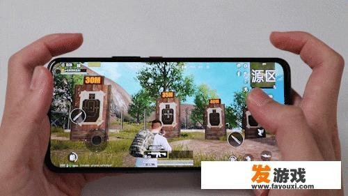 拥有电竞体验的iQOO3，实际游戏效果好吗