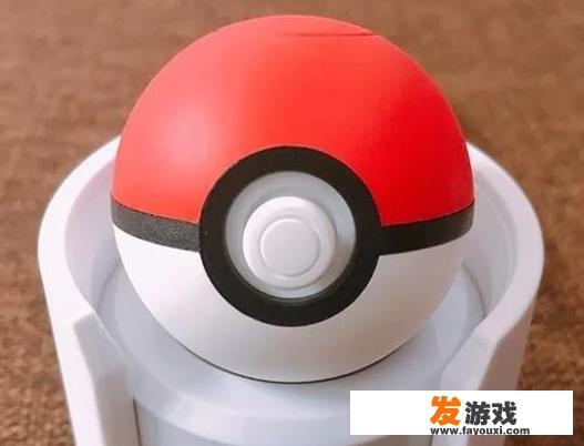 这一代的《精灵宝可梦出发吧！皮卡丘/伊布》的外设精灵球怎么样