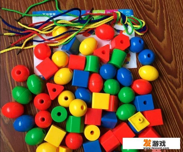 有没有什么适合3岁孩子玩得玩具，最好是可以提升专注力的那种