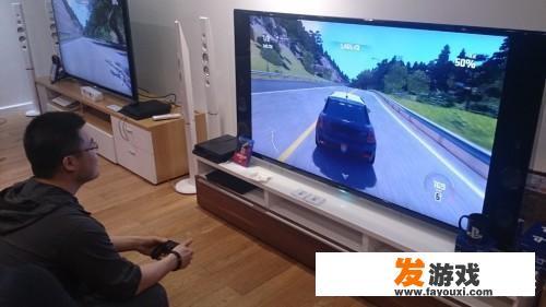 索尼的ps4与微软的Xbox对比有什么区别