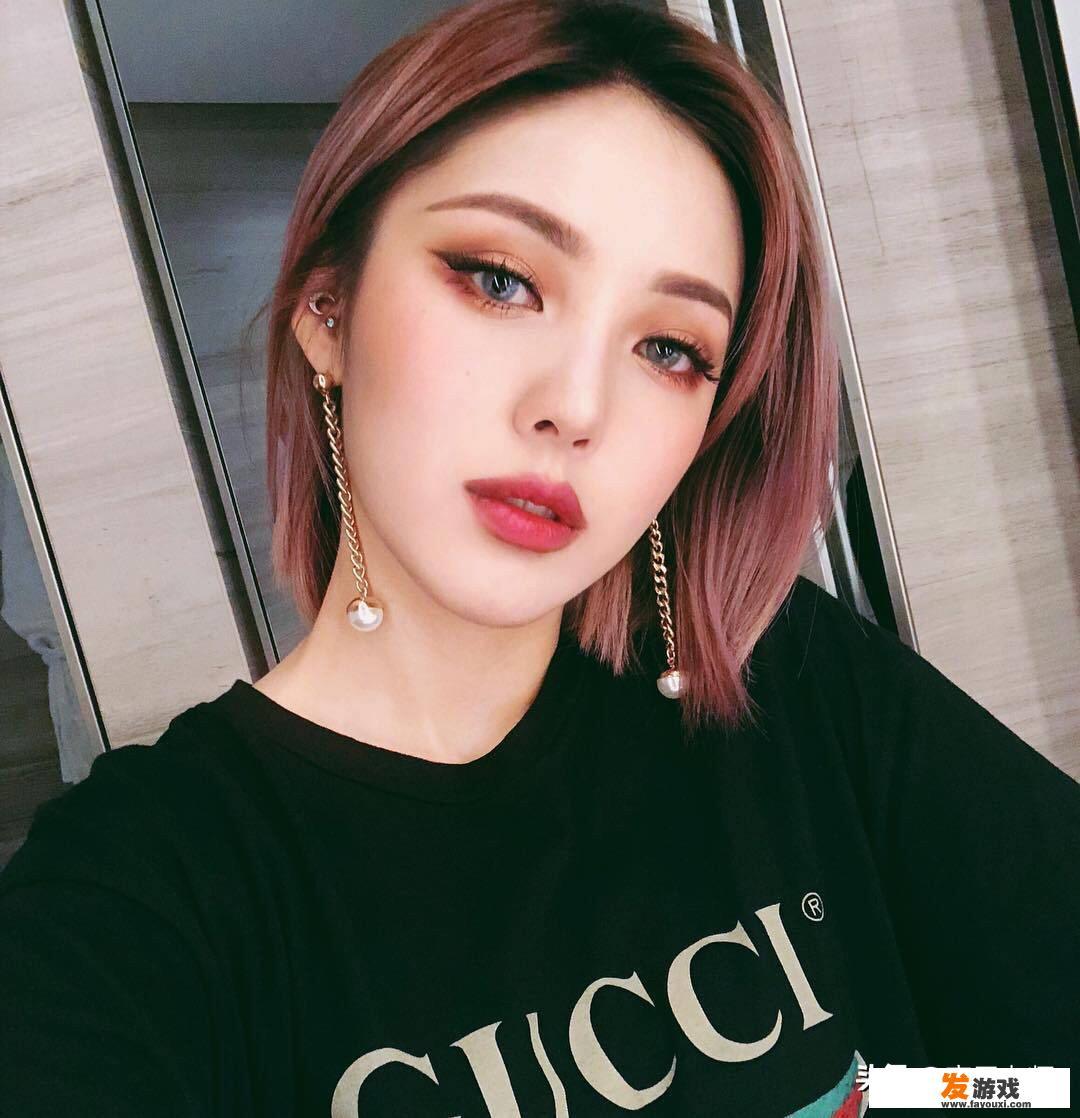 浅谈当今社会的美妆博主为何如此受欢迎