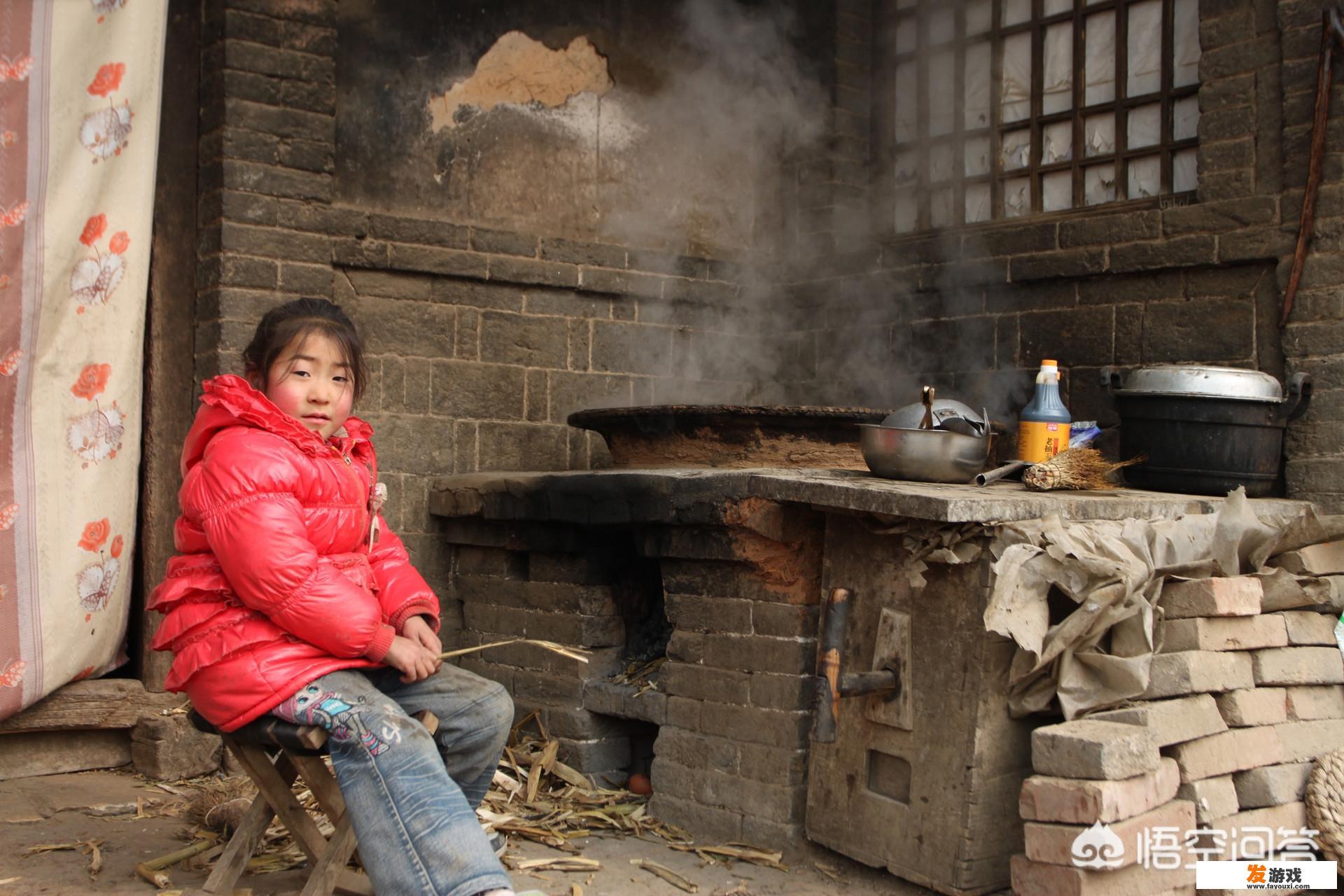 农村留守孩子痴迷手机游戏，问题到底出在哪？又将如何去解决呢