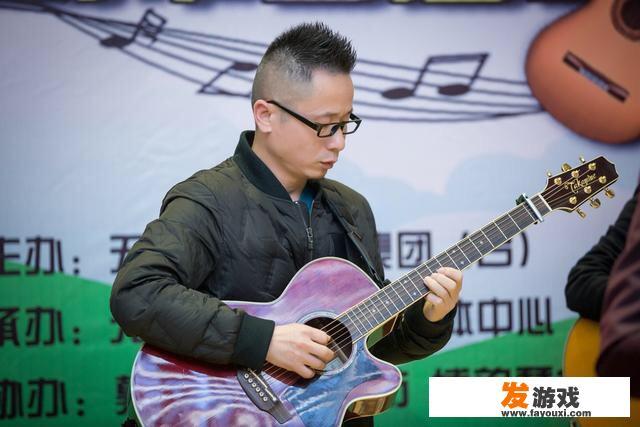 歌曲《忐忑》为什么可以成为网络神曲呢