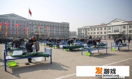 爱巢装备怎么穿