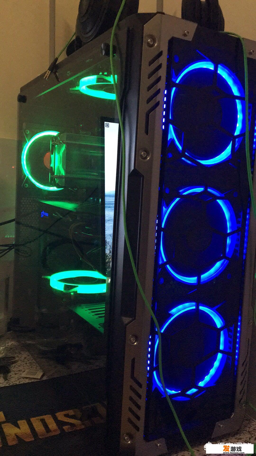 水冷CPU和显卡应该选择一体的还是分体的