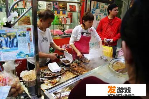 现在摆地摊卖什么成本低，回本快
