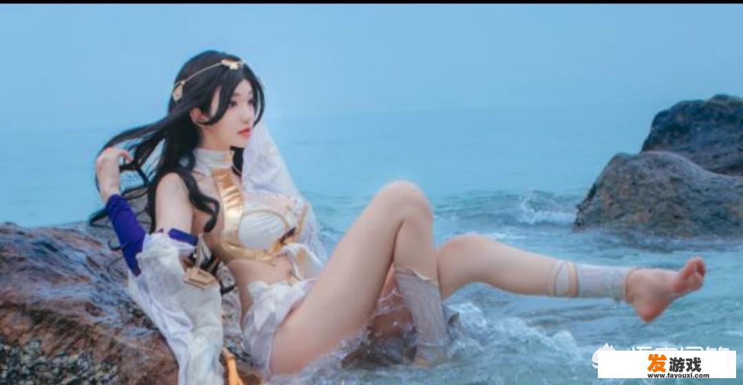 18岁小姐姐海中Cos《王者荣耀》貂蝉，还原度超高，网友“最美的一版”你觉得呢