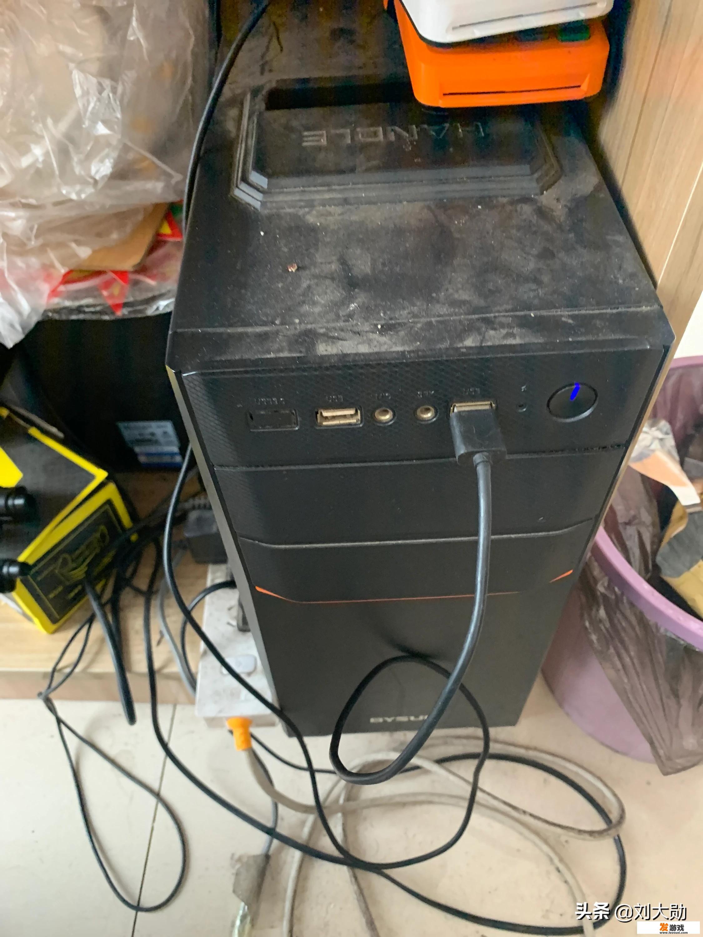 想买台台式电脑，理发店用，不玩游戏，有什么推荐，3000以内