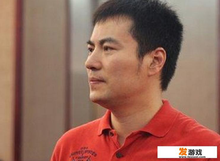 亚锦赛半决赛，中国女排1-3不敌泰国女排，黄子忠解说时犯低级错误，你如何看待？