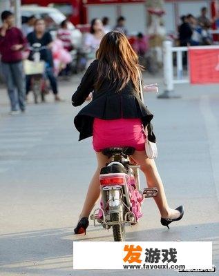 女性频繁骑乘电动车的种种表现
