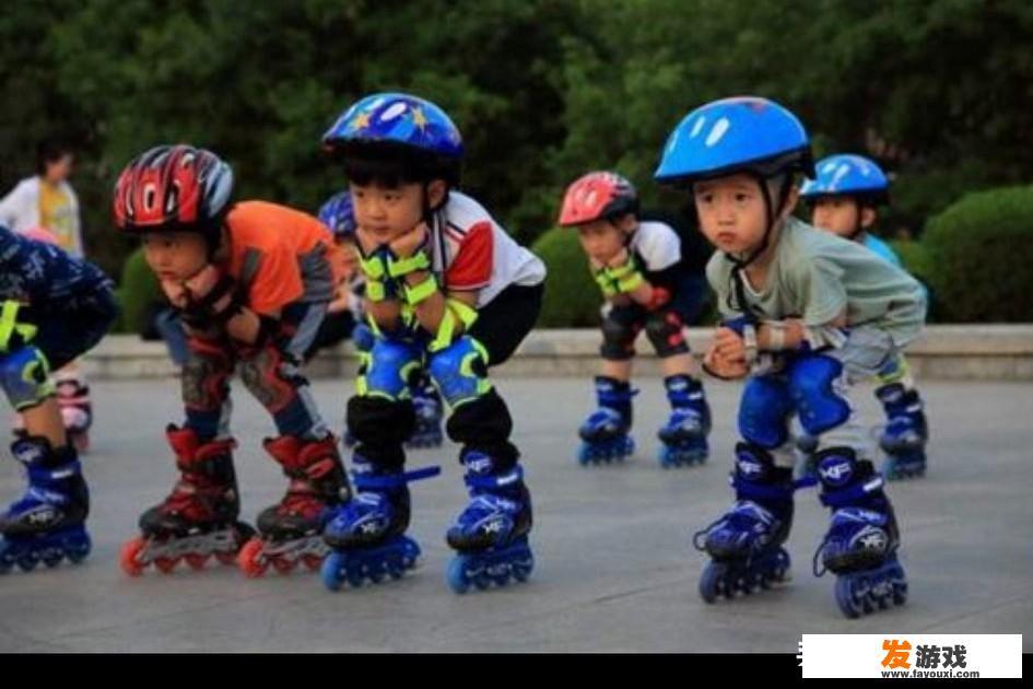 幼儿开火车的游戏怎么玩？