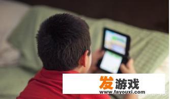 为什么我玩游戏串的游戏太卡？